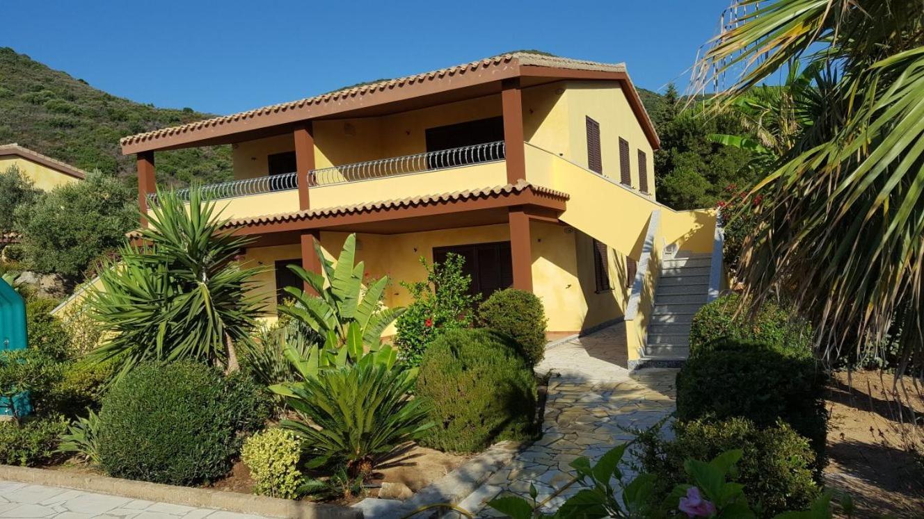 Appartamento In Splendido E Riservato Villaggio, Marina Di Tertenìa المظهر الخارجي الصورة