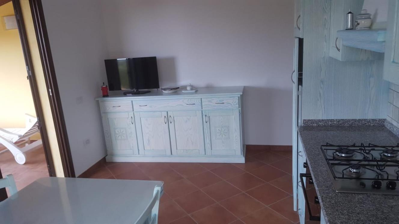 Appartamento In Splendido E Riservato Villaggio, Marina Di Tertenìa المظهر الخارجي الصورة